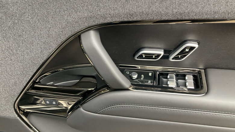 Land Rover Range Rover Sport 4.4 P530 V8 Autobiography 5dr Auto Petrol Estate